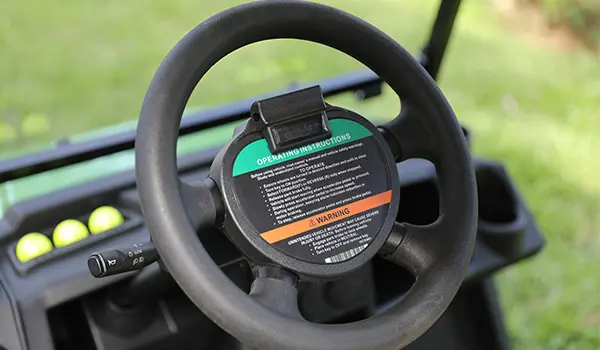Everything for Golf: Compact Dashboard Design